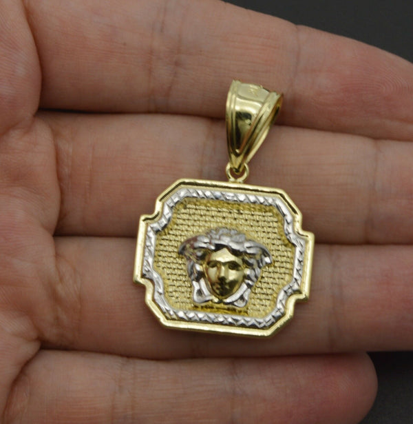 10K real gold Medusa Medallion Diamond Cut Pendant 3.7gram 1 1/2" length