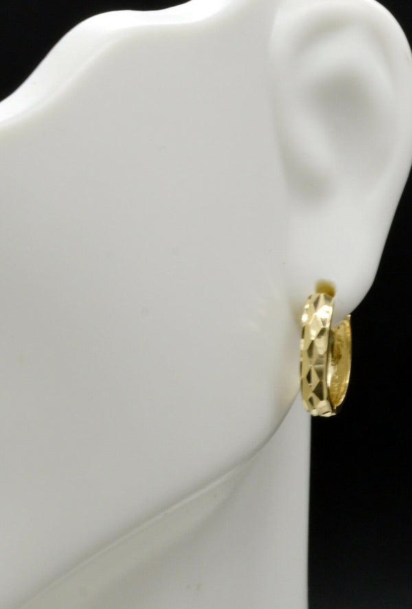 14K Solid Yellow Gold 14mm Faceted Huggie Hoop Earrings