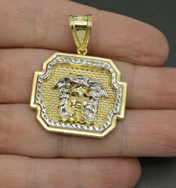 10K real gold Medusa Medallion Diamond Cut Pendant 4.9 gram 1.60" length