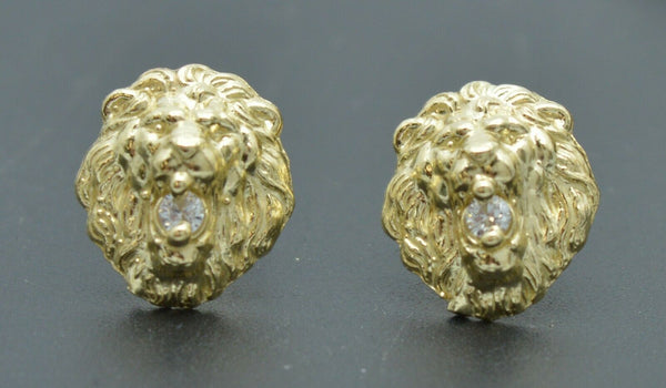 Real 10K Yellow Gold Lion Head Diamond Cut with C Z Stud Earrings 1.6gr.jpg