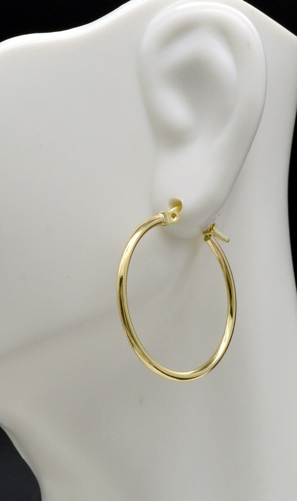 10k Solid Yellow Gold Plain Round hoop Earrings.  25mm x2MM 1.2GR