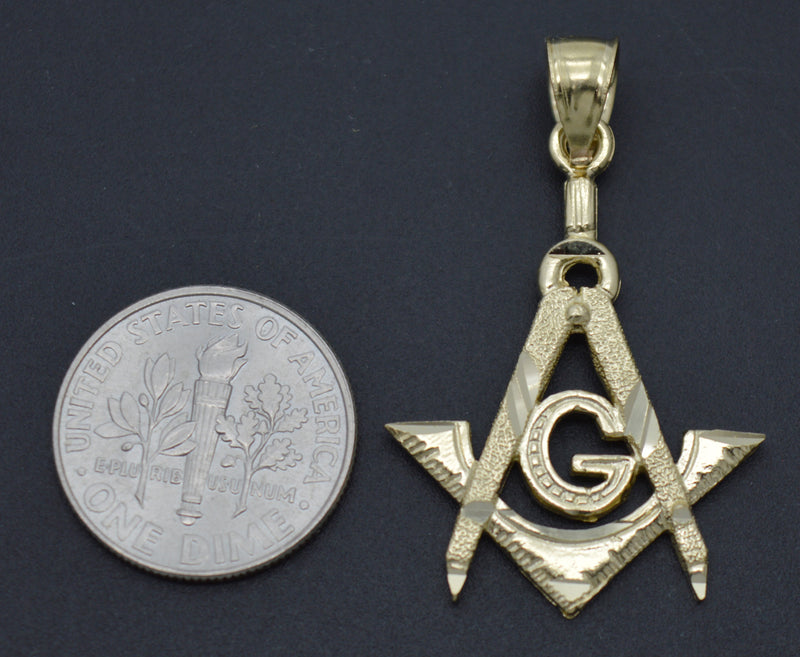 Real 10K Solid Yellow Gold Shiny Freemason Masonic Charm Pendant 2.4 grams