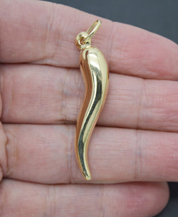 Real 10K Solid Yellow Gold Cornicello Italian Horn Good Luck Charm Pendant 1.7gr