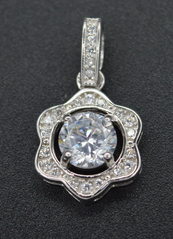 14k White Gold 1.00ct Created Diamond Floral Design Round Cut Pendant