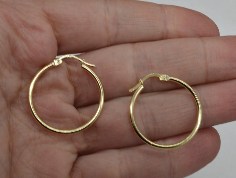 10k Solid Yellow Gold Plain Round hoop Earrings.  25mm x2MM 1.2GR